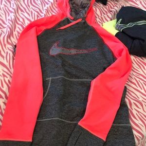 nike therma-fit sweater!